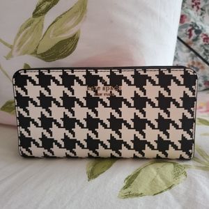 Kate Spade Darcy Large Slim Bifold Wallet